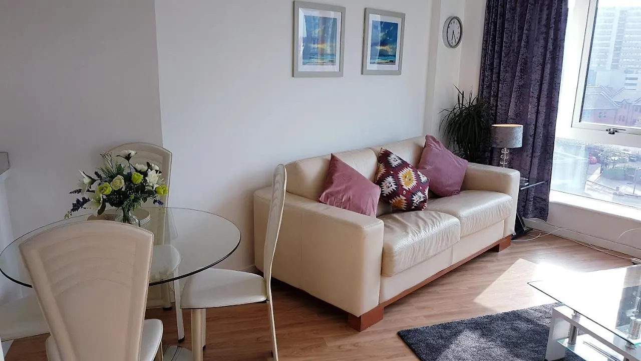 Marco Island -Spacious City Centre 2 Bedroom Apartment Nottingham Egyesült Királyság