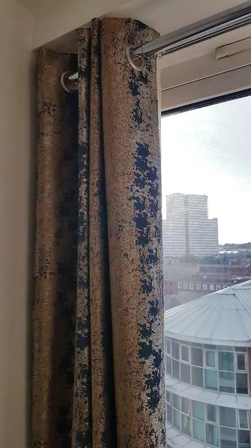 Marco Island -Spacious City Centre 2 Bedroom Apartment Nottingham
